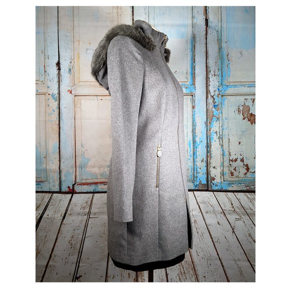 TAHARI Gray Faux Fur trim Hooded Wool Blend Walker Coat Size 4 - Picture 3 of 12